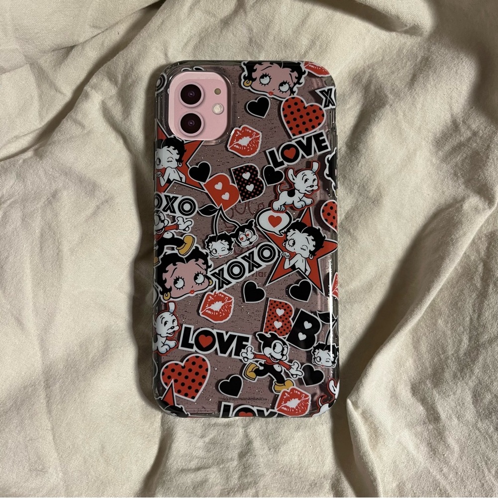 Velvet Caviar Betty Boop Sassy Glitter Case | iPhone‎ 11